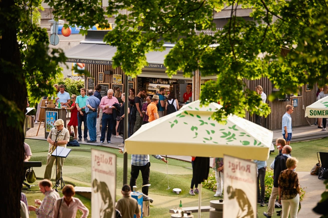 Golfbaren - Minigolf + Pizza 250kr – bild 1